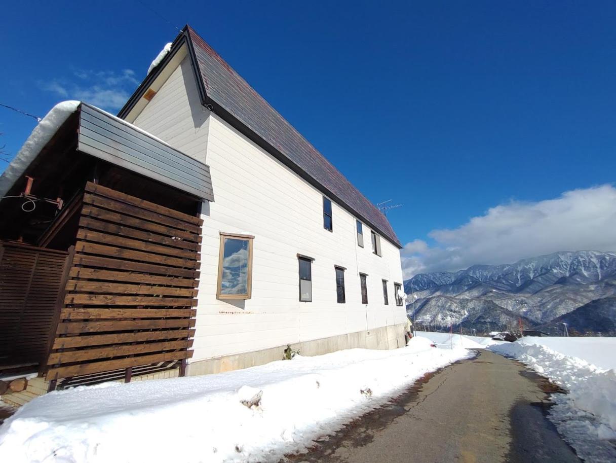 Hakuba Norikura Wakaguri Guesthouse Otari Kültér fotó